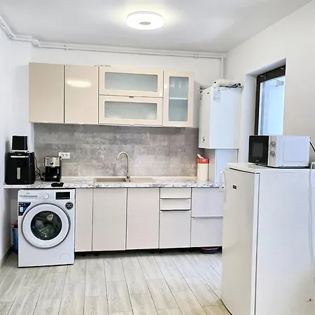 Apartment Summer - Endless Summer